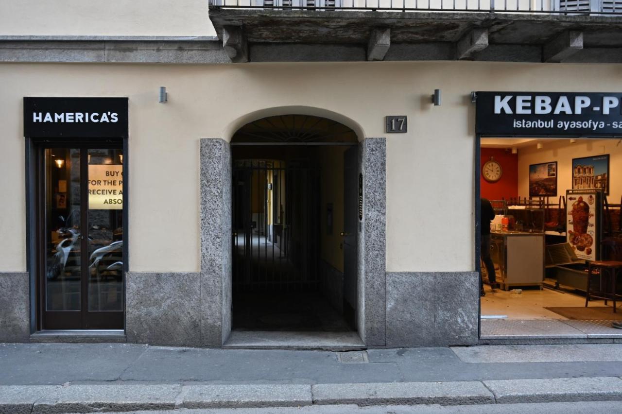 Appartamento Le Guglie In Piazza Castello - Centro Storico Милано Екстериор снимка